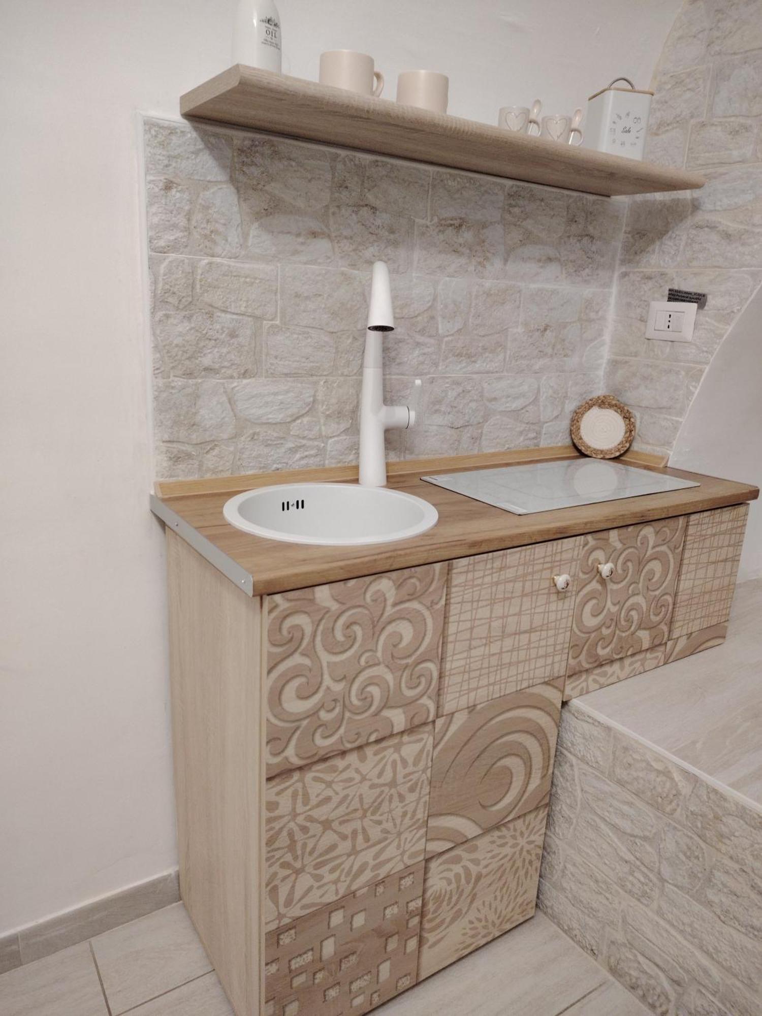 La Petite Maison Бари Екстериор снимка
